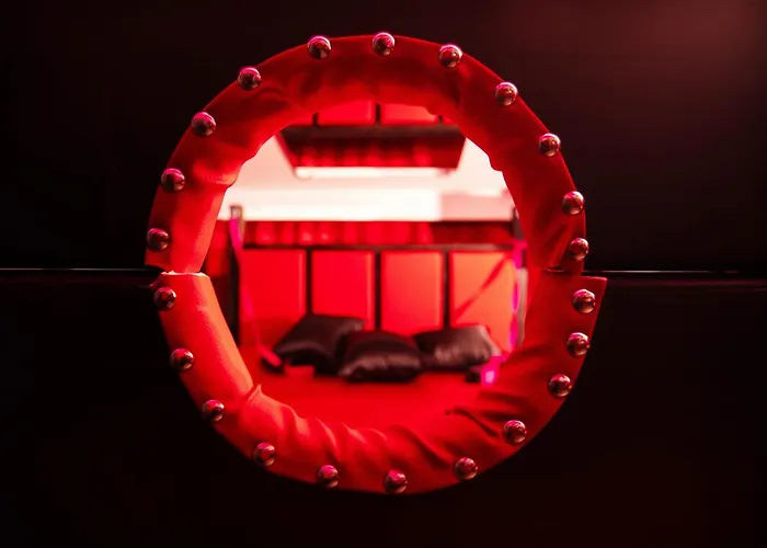 Red Palace Bdsm Lejlighed *